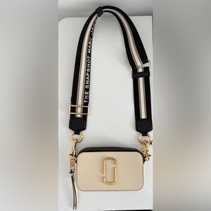 MARC JACOBS The Snapshot Leather Camera Bag